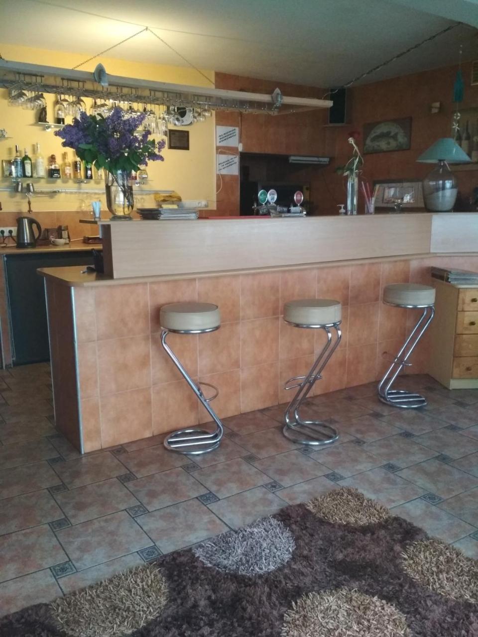 Pensjonat I Restauracja U Zdzicha Rowy  Exterior foto