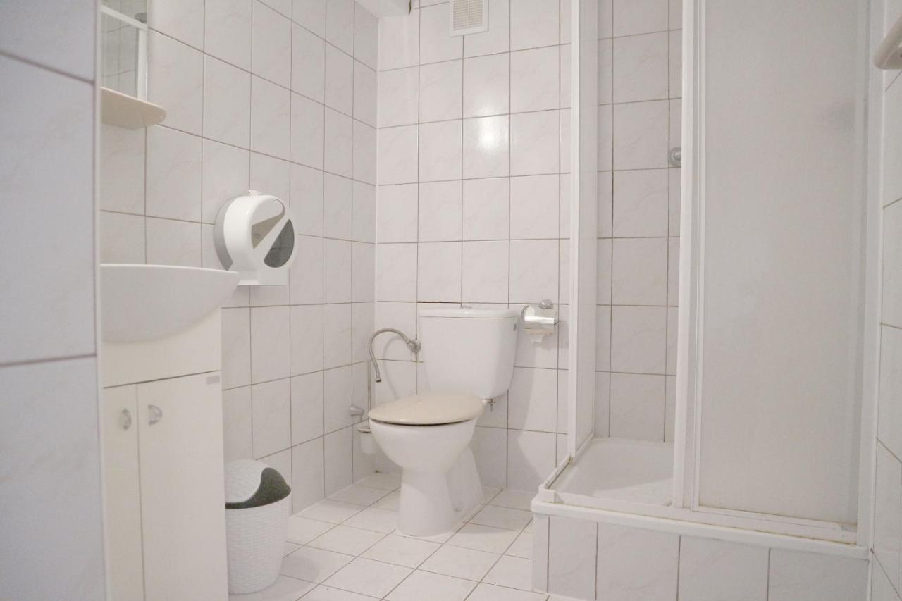 Pensjonat I Restauracja U Zdzicha Rowy  Exterior foto